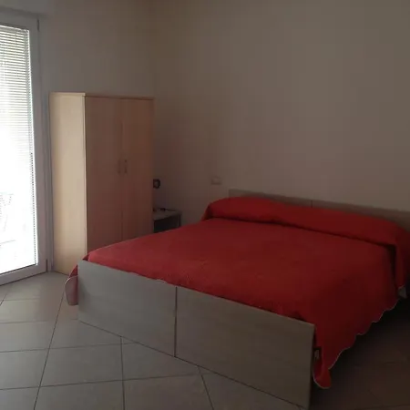 Casa Armonia 佩斯基耶拉德加达