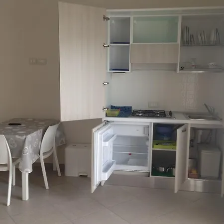 Casa Armonia 페스키에라델가르다